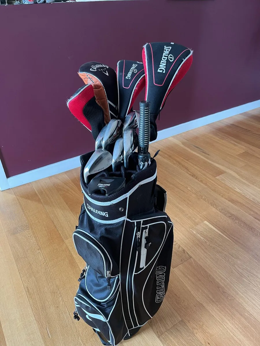 Left handed golf set - Image 1