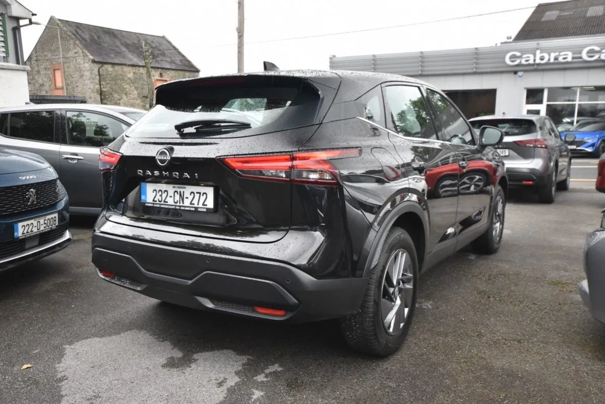 Nissan QASHQAI 1.3 Mild Hybrid SV - Image 2