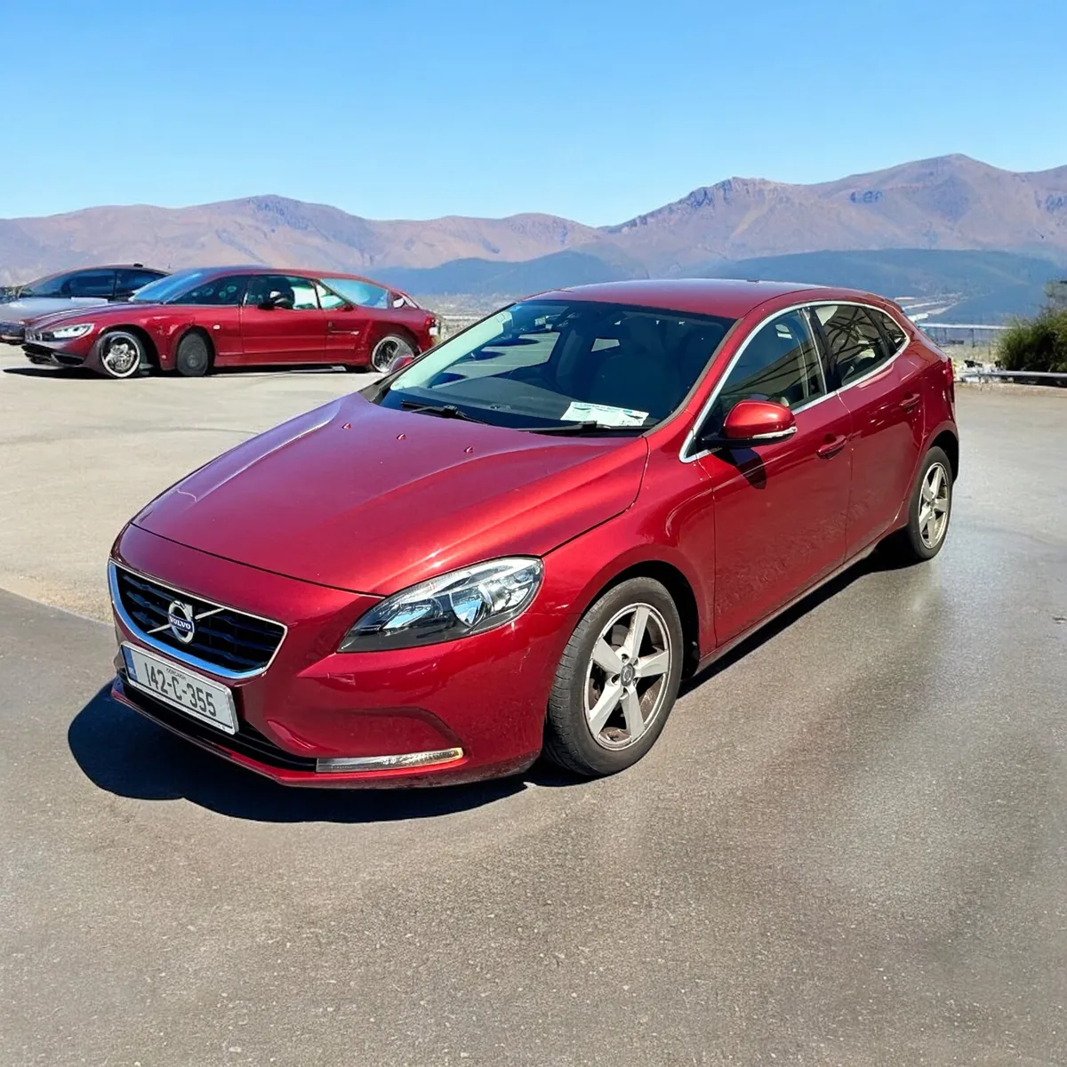 Volvo V40 1.6 D2 (115hp) SE Leathe - Image 3