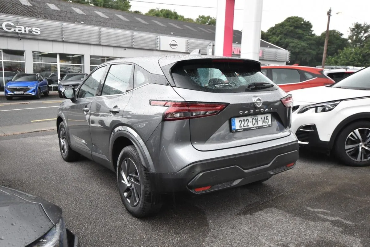 Nissan QASHQAI 1.3 PET Mild Hybrid SV CVT - Image 3
