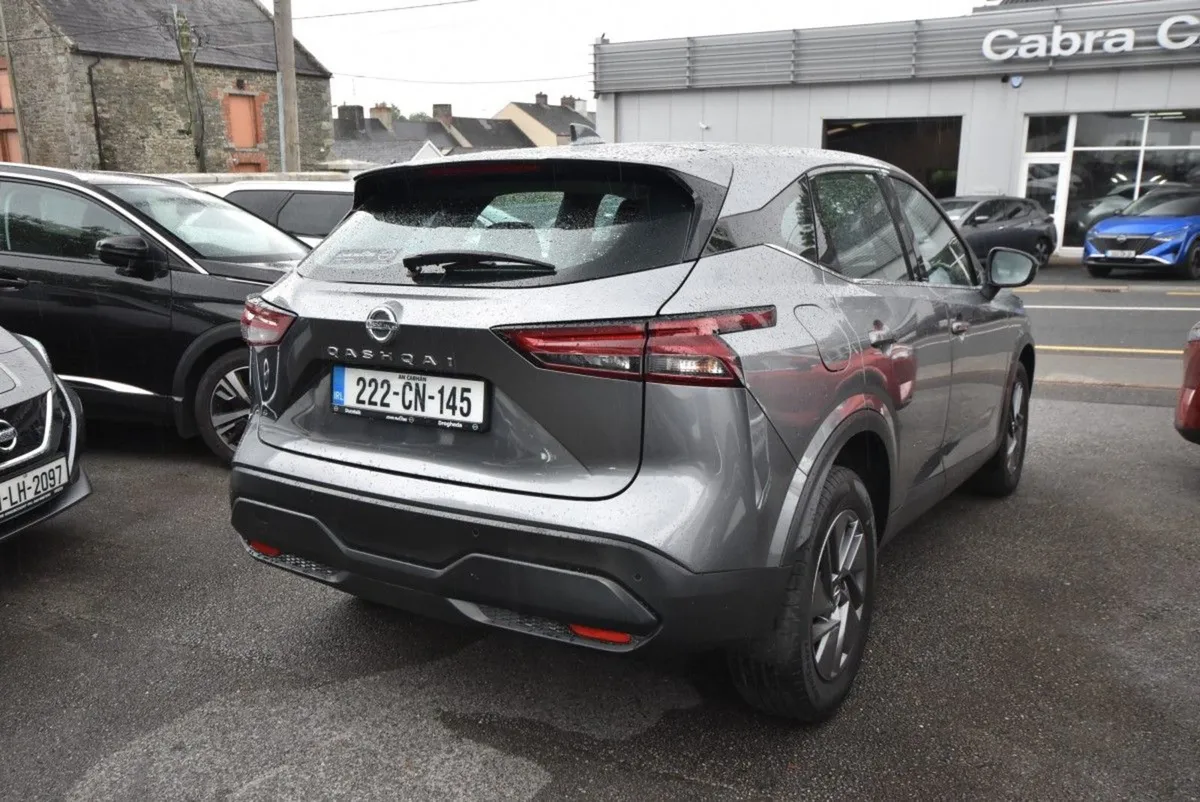 Nissan QASHQAI 1.3 PET Mild Hybrid SV CVT - Image 4