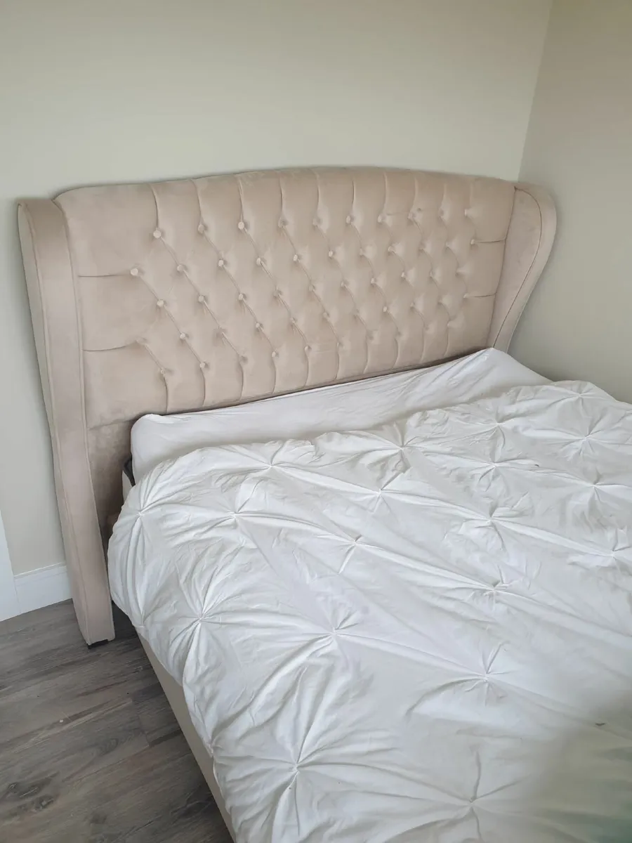 Bed - Image 2