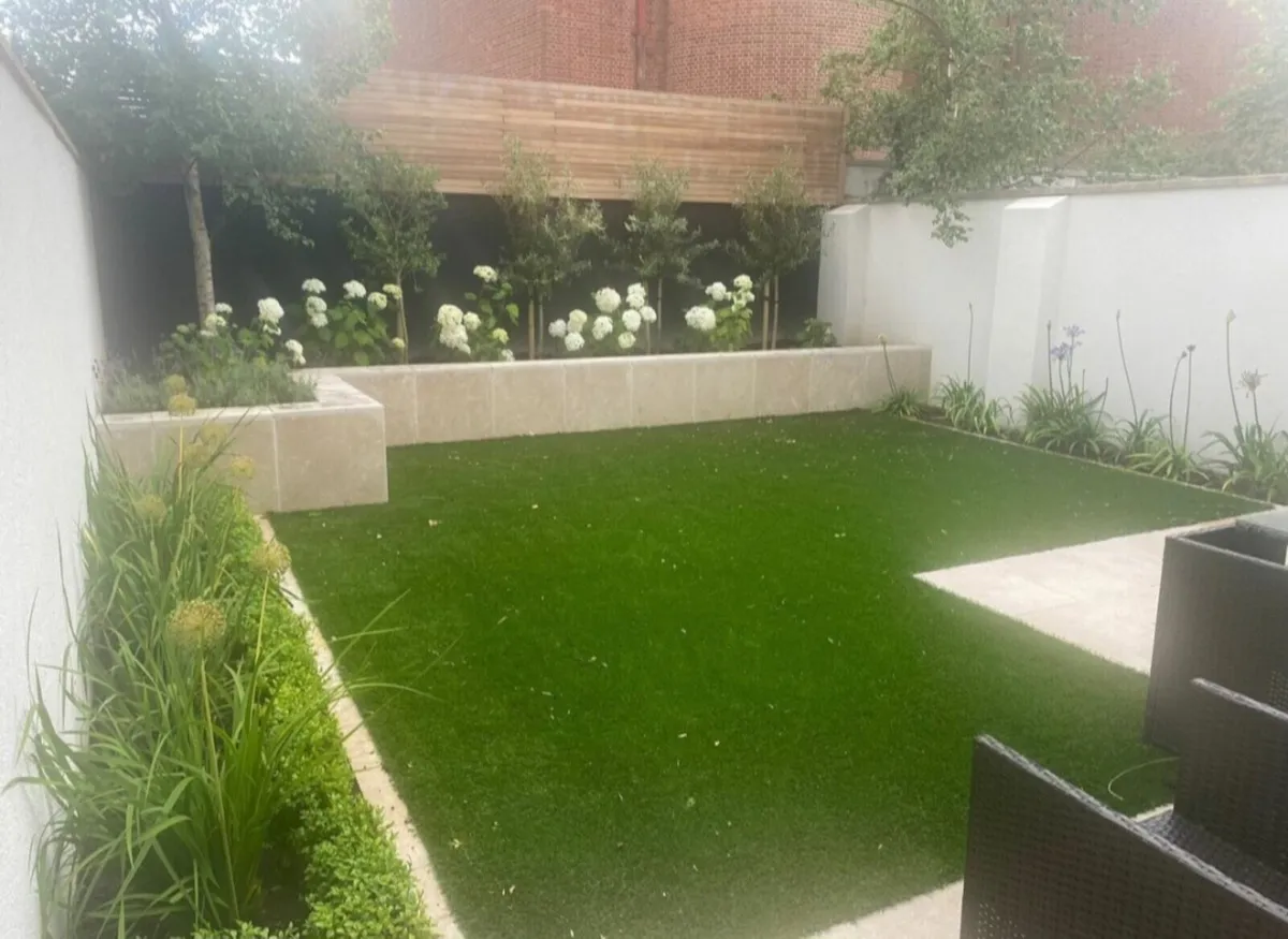 Artificial grass - Image 1