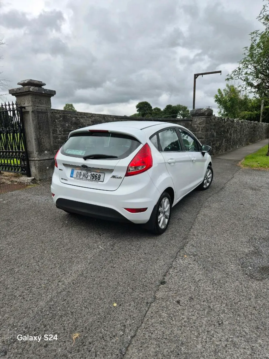 Ford  Fiesta  2009  Diesel - Image 3