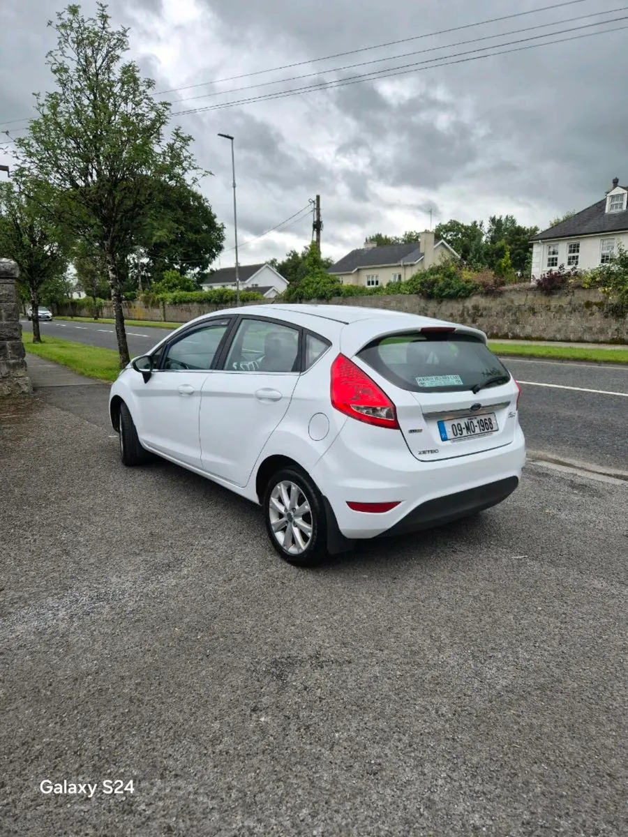 Ford  Fiesta  2009  Diesel - Image 4