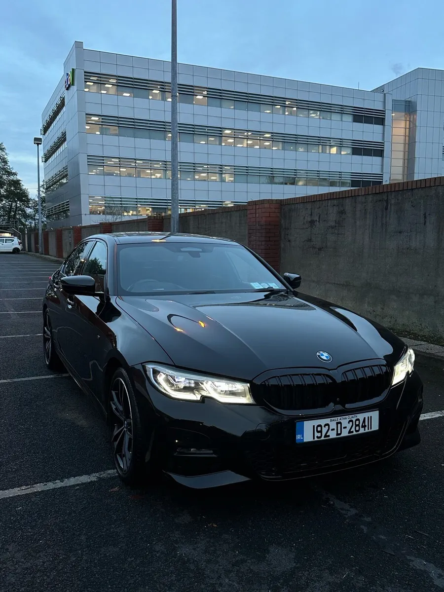 BMW 330 - Image 3