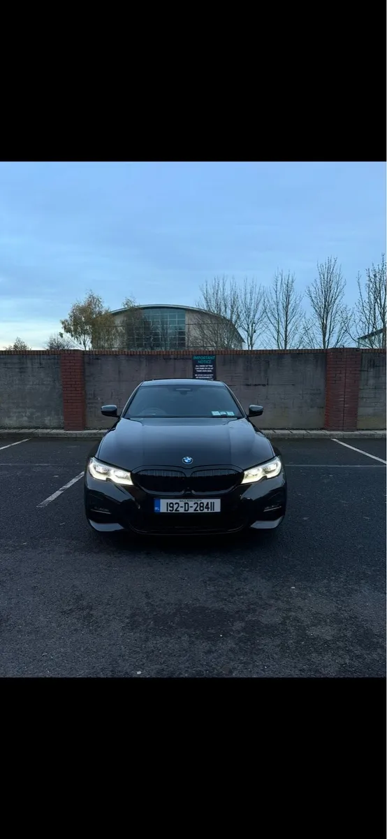 BMW 330 - Image 4