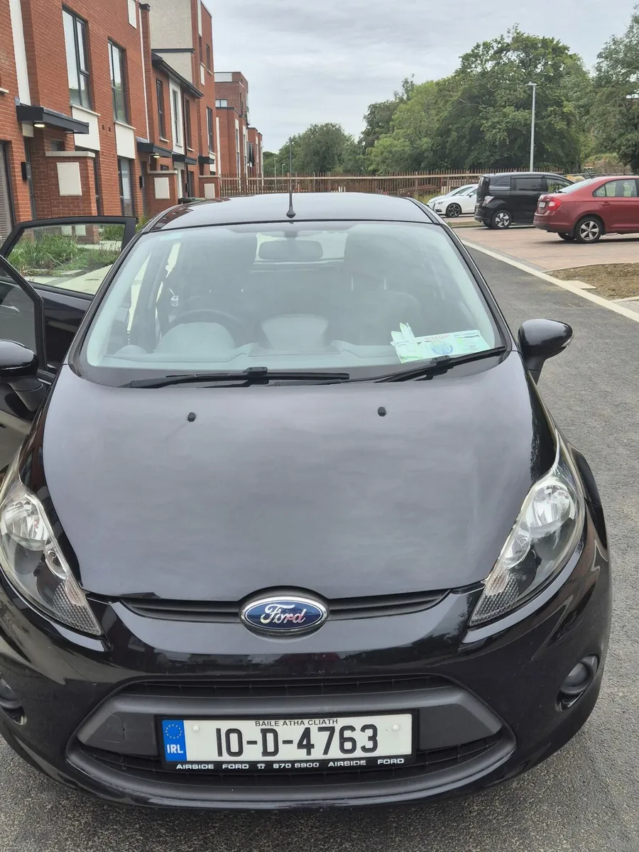Car - Image 1