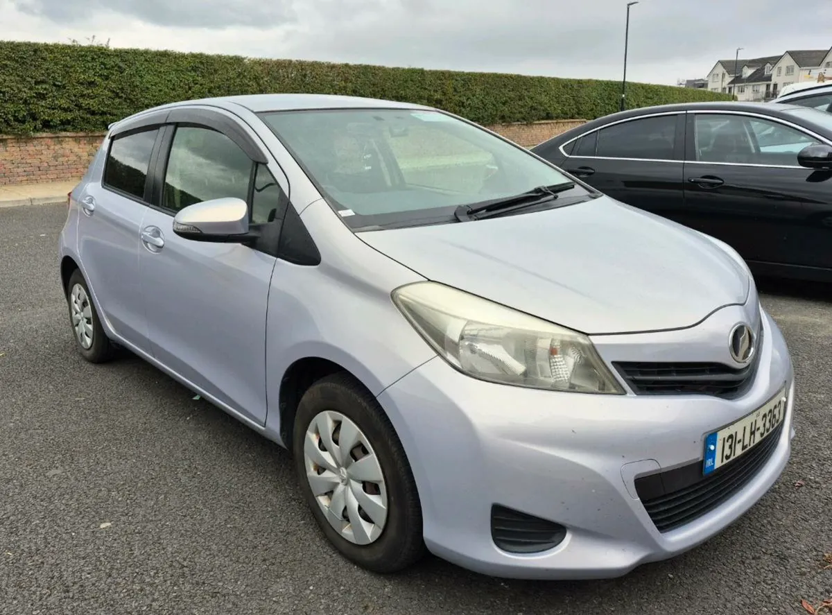 2013 Toyota vitz Automatic Nct 11/2025 - Image 4