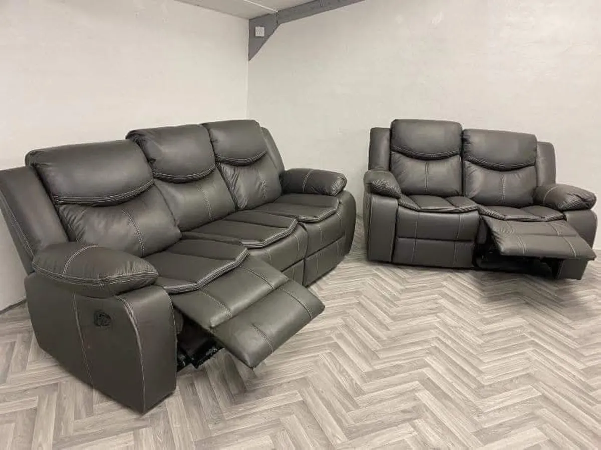 3+2 Valerie Leather Manual Recliner Sofa Set - Image 1