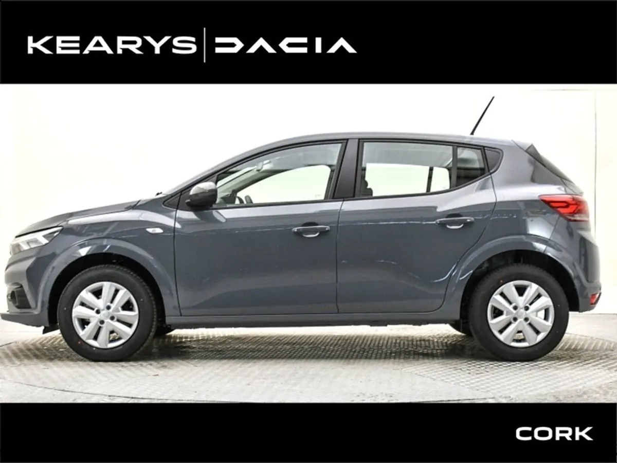 Dacia Sandero Expression TCe 90 5Sp Gsr2 - Image 3