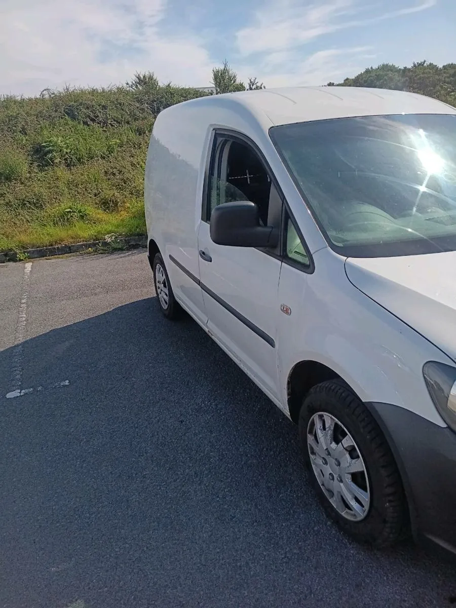 VW Caddy - Image 4