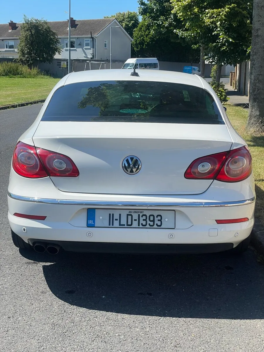 Volkswagen Passat CC - Image 2