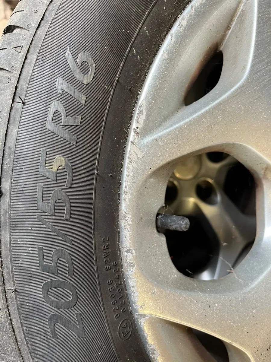 Ford alloys with tyres 205/55 R16 - Image 2