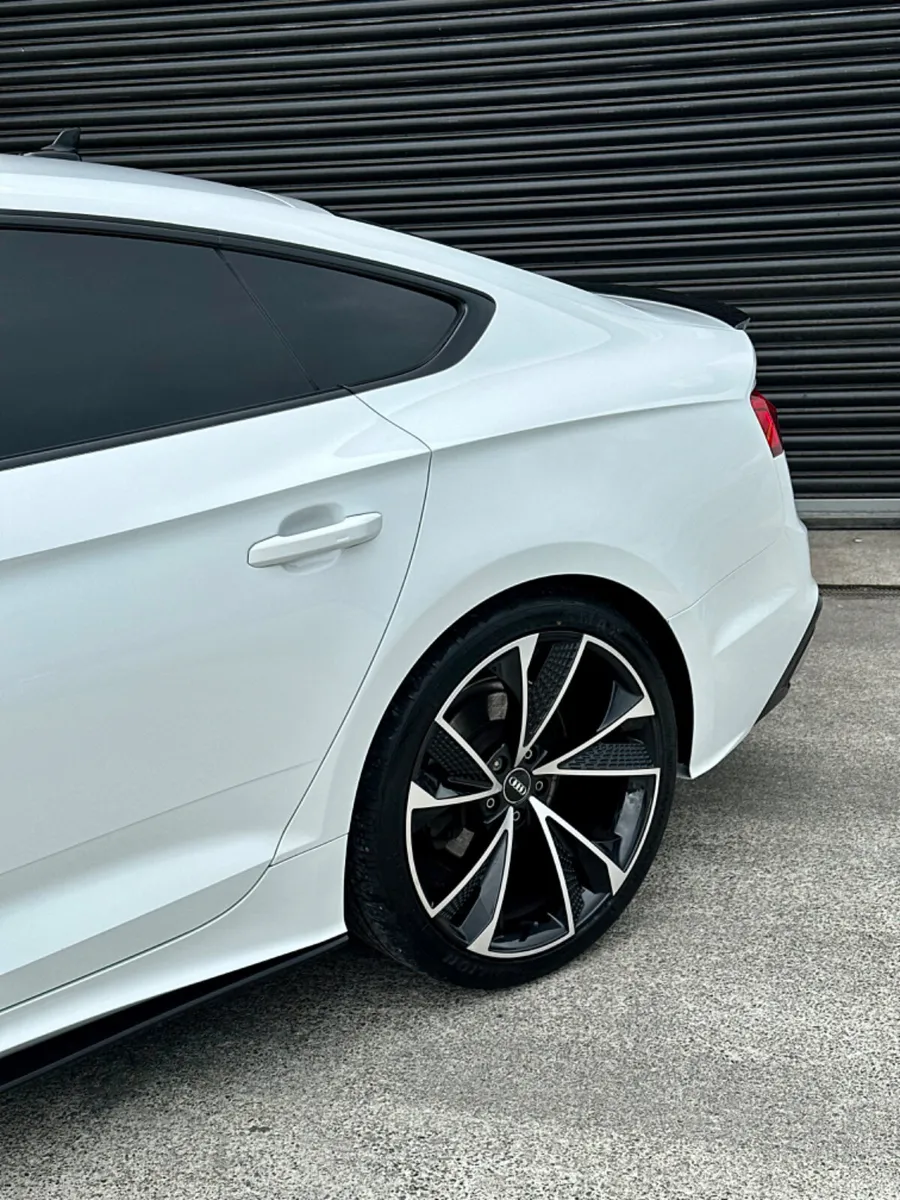 2021 AUDI A5 S LINE BLACK EDITION  SPEC 35 TDI 2.0 - Image 3
