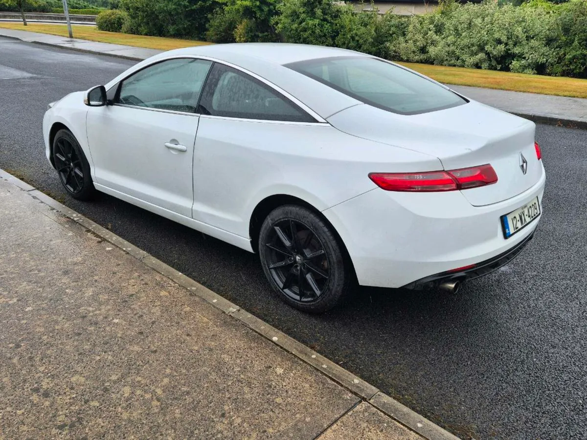 2012 Renault Laguna Coupe - Image 3
