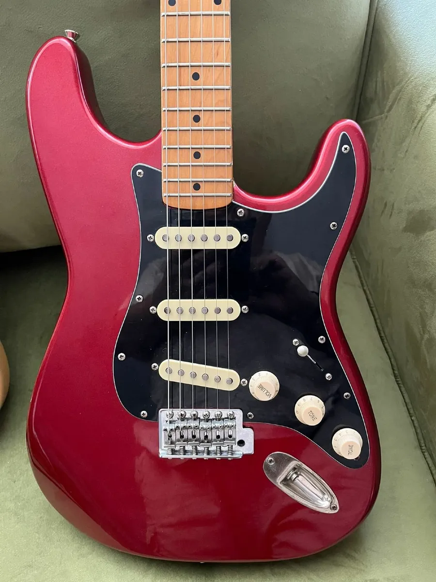 Squire Strat made in Korea - Image 1