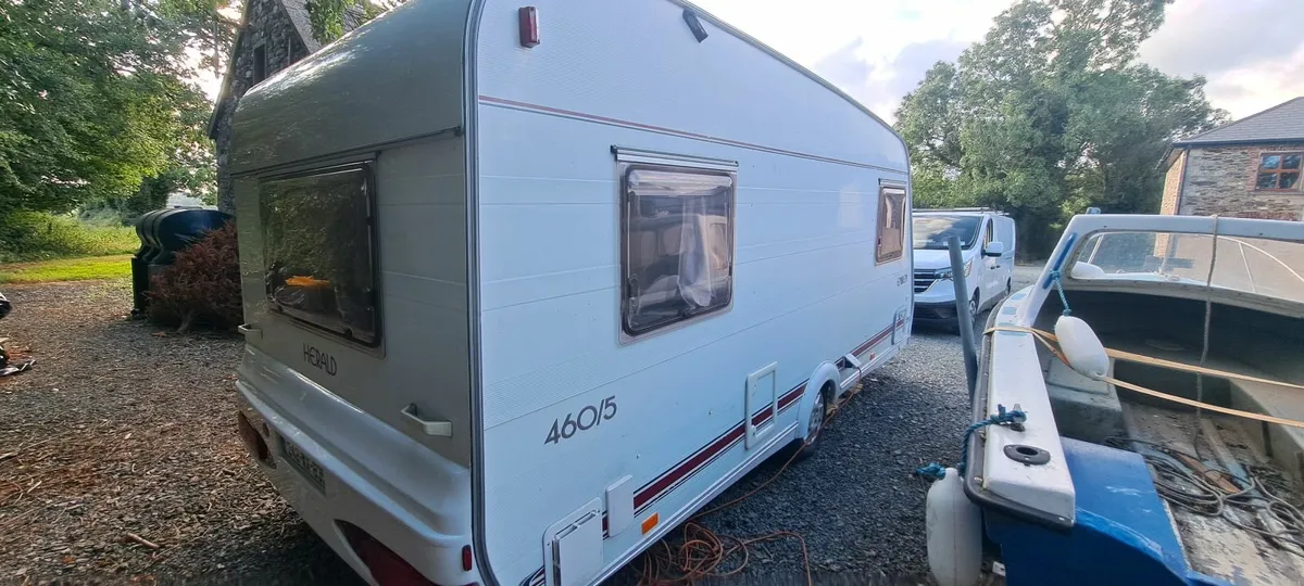 Caravan - Image 3