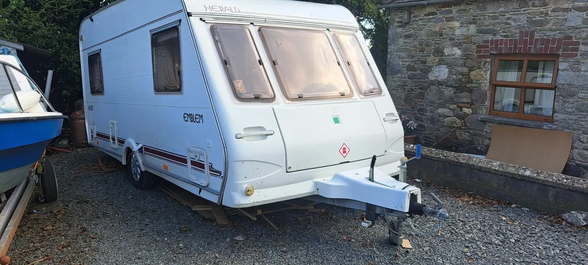 Caravan - Image 1