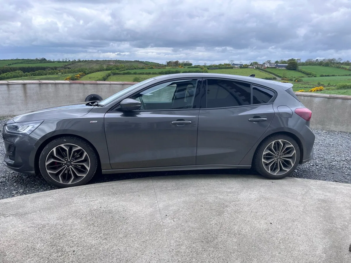 Ford Focus ST-Line X - Image 3