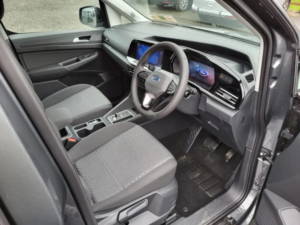 Wheelchair Taxi Ford Tourneo Freedom - Image 4