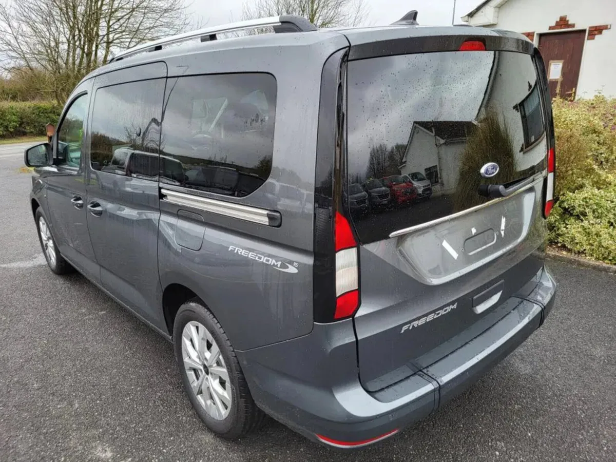 Wheelchair Taxi Ford Tourneo Freedom - Image 3