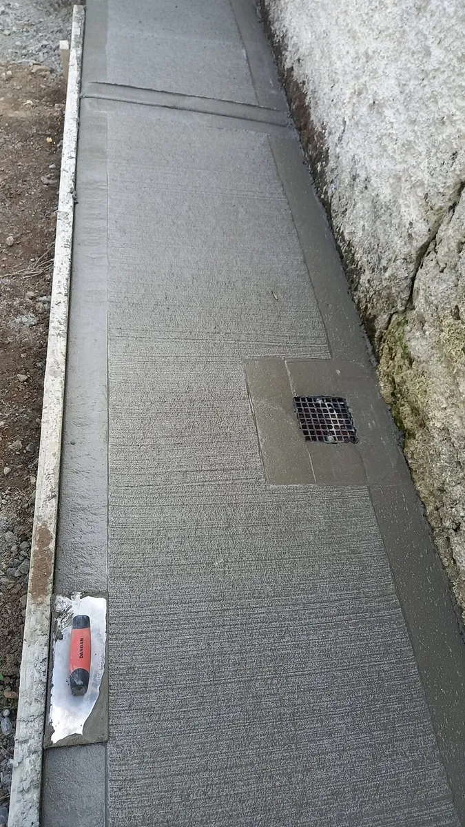 Shuttering  concrete  sheds - Image 3
