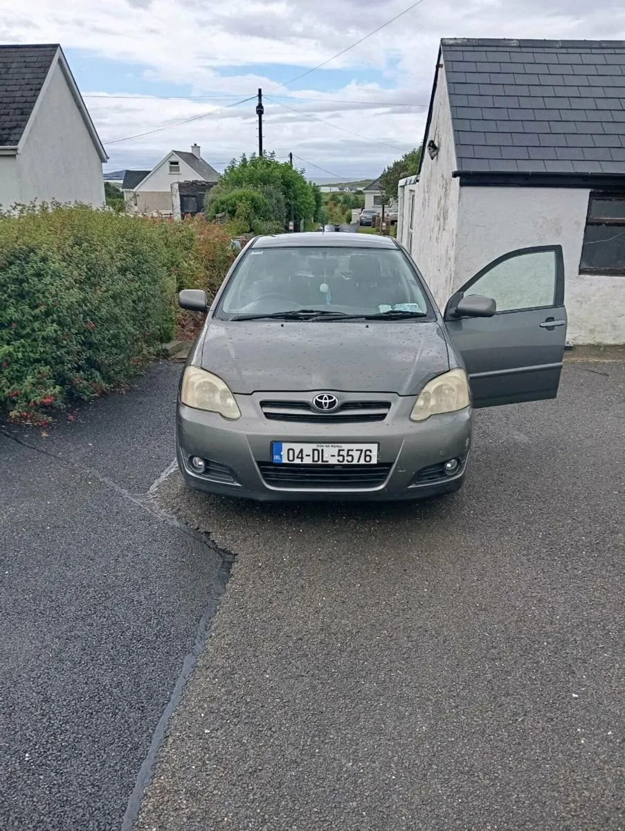 Toyota Corolla hatchback - Image 1