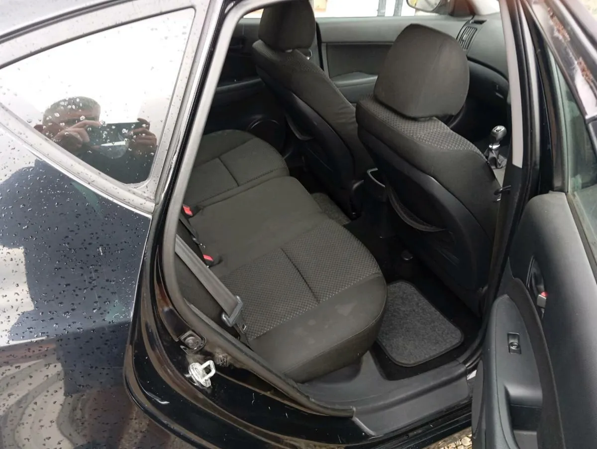 Car - Image 2