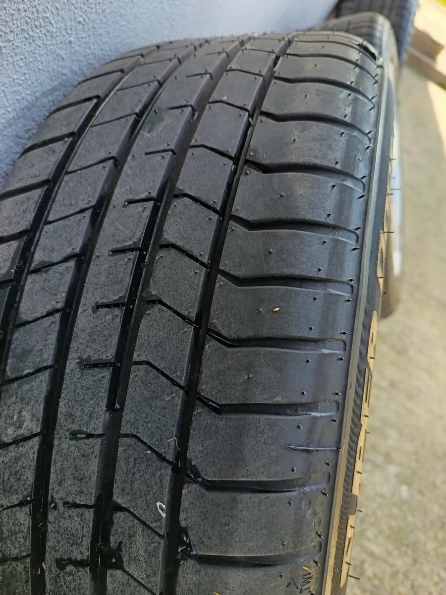 17” Genuine Audi A4 Alloy Wheels And Tyres - Image 4