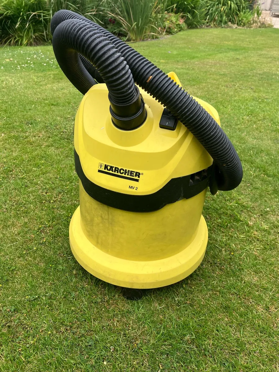 Karcher Vacuum cleaner - Image 2