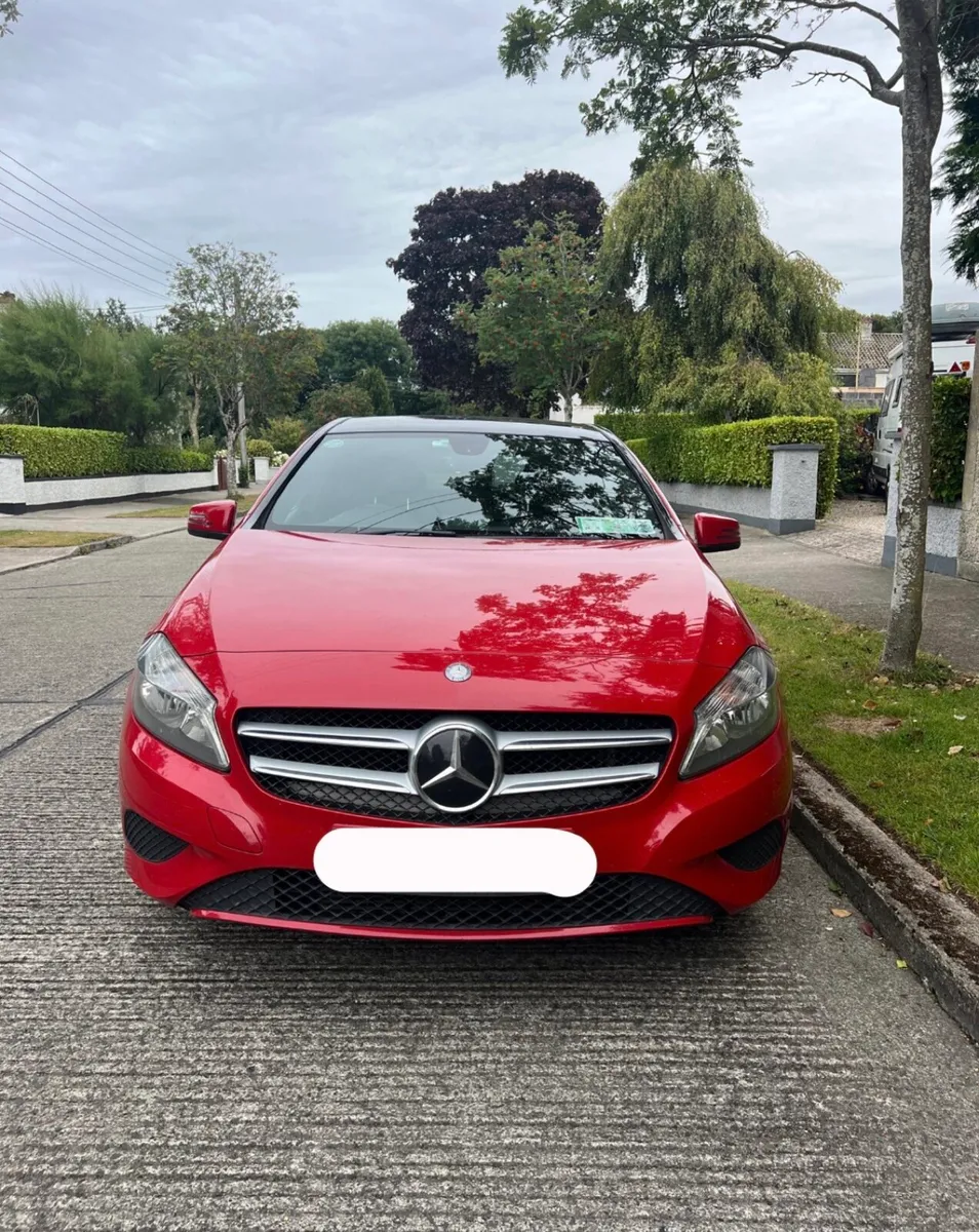 151 Mercedes-Benz A-Class with sunroof - Image 2
