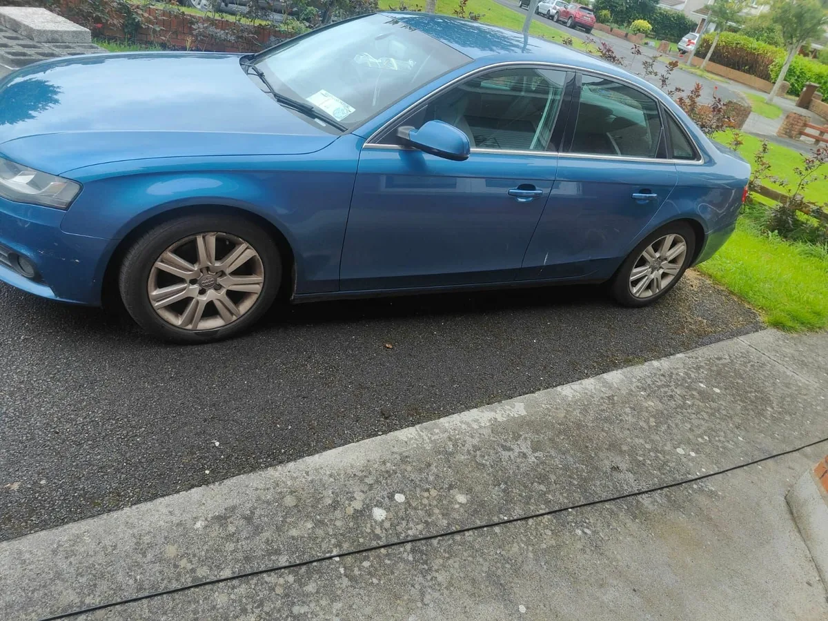 Audi A4 2010 - Image 1