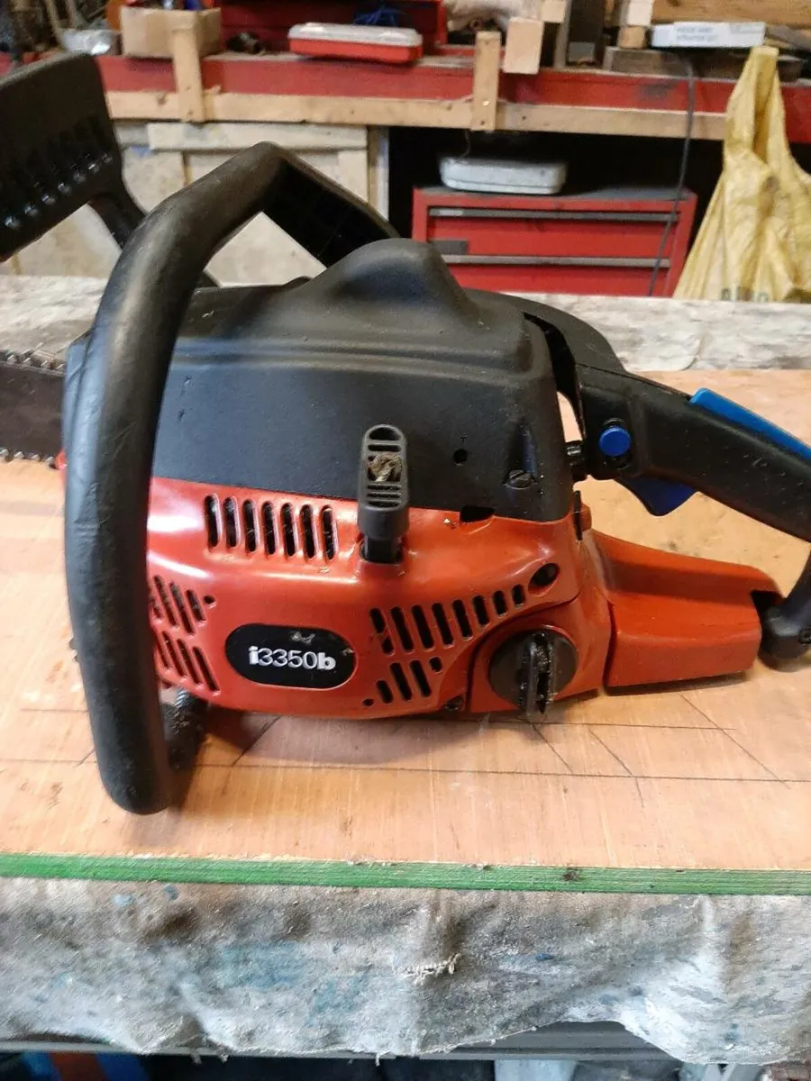 Chainsaw - Image 2