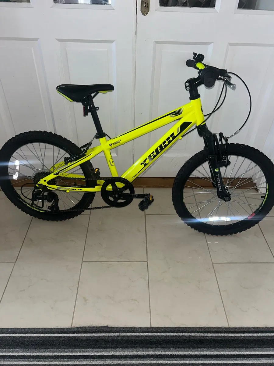 neon yellow bike - Image 3