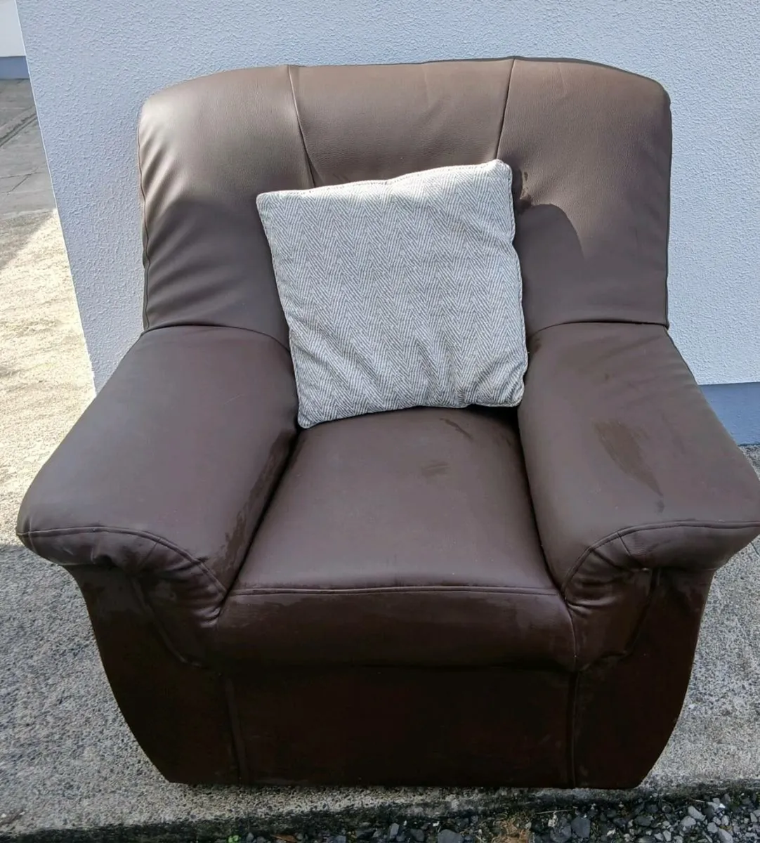 Couch - Image 3