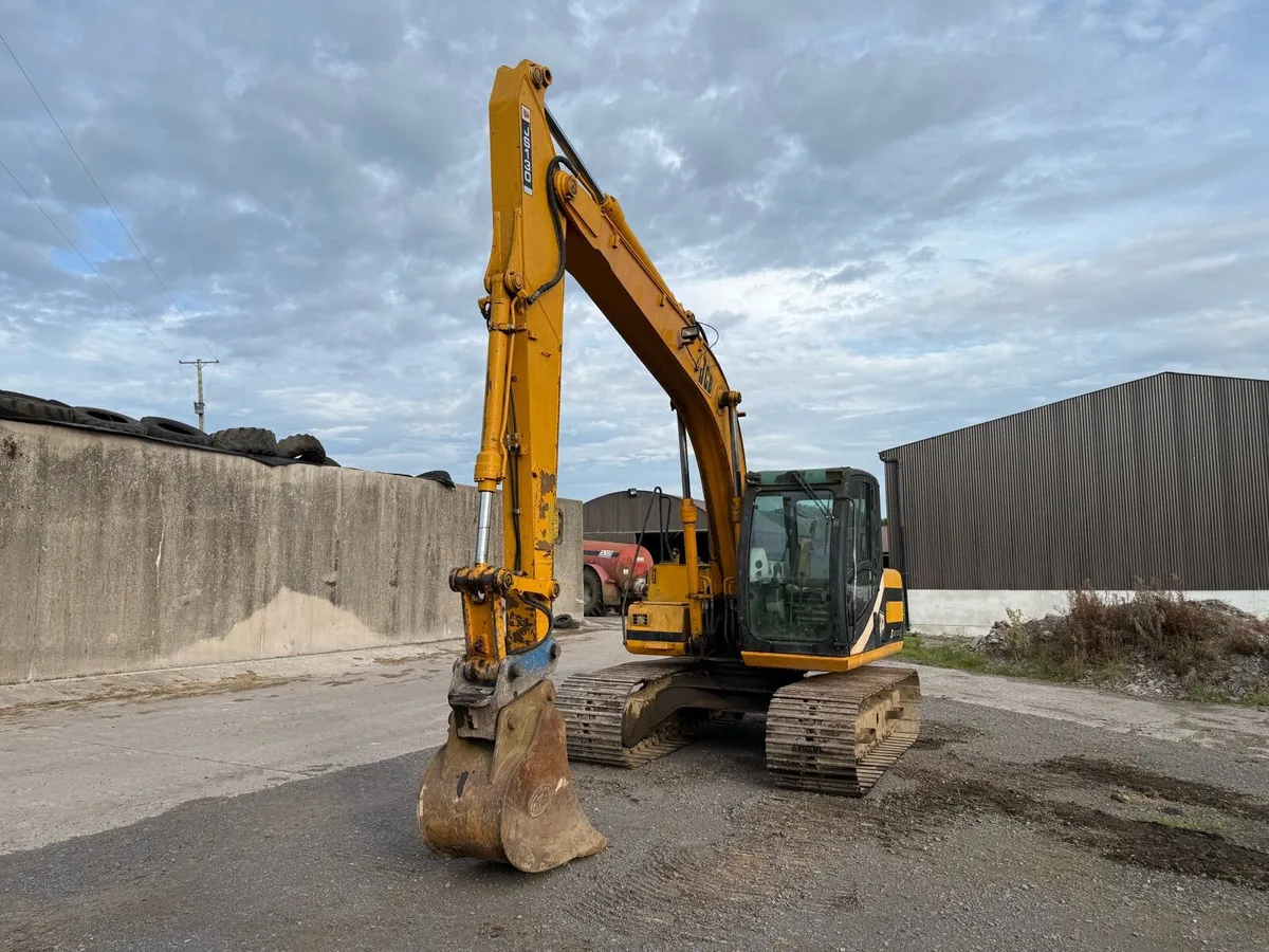 JCB JS130 - Image 2