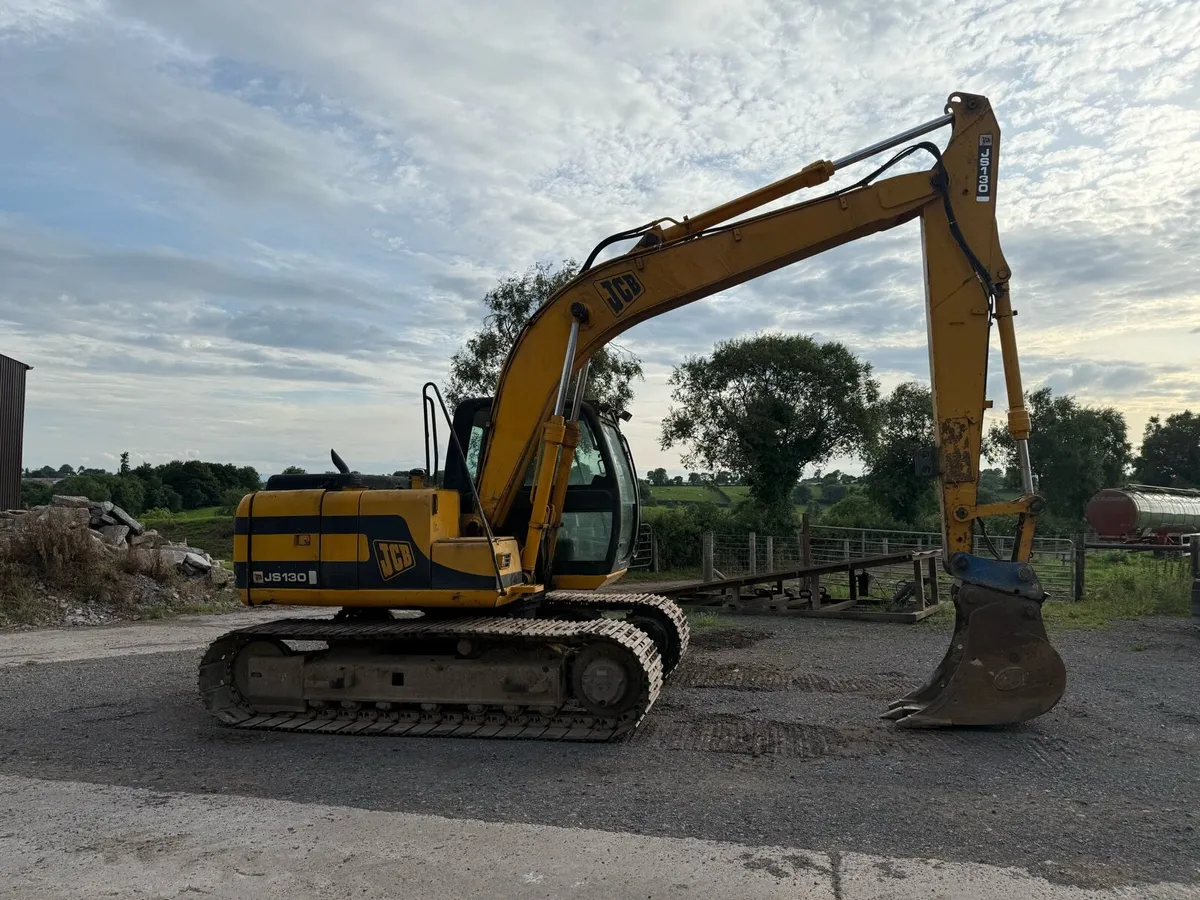 JCB JS130 - Image 3