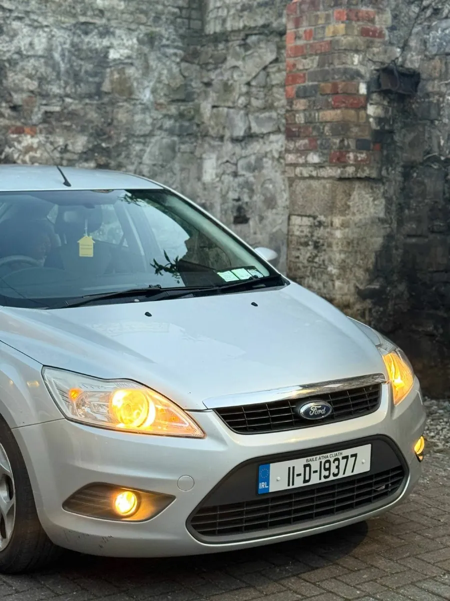 Ford Focus 2011 - Image 1