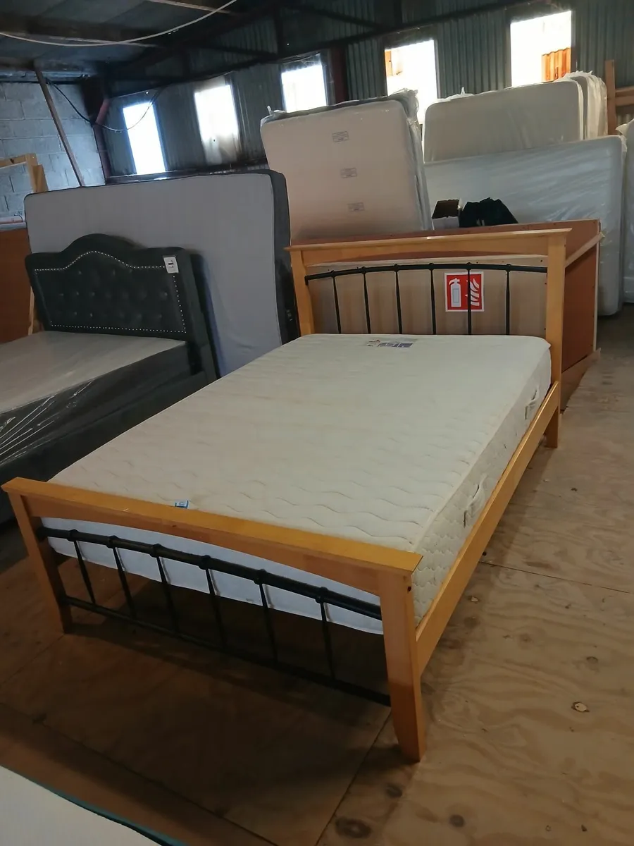 Bed set - Image 1