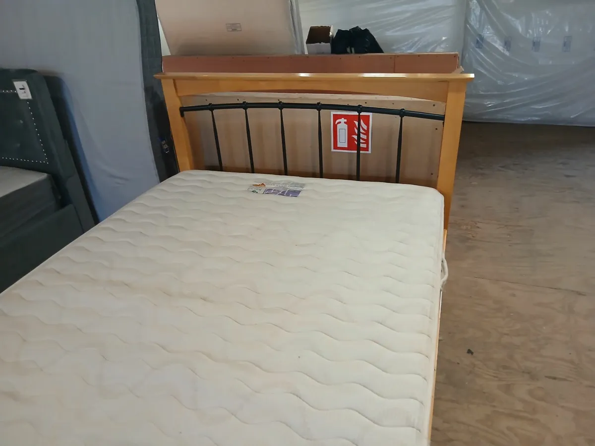 Bed set - Image 2