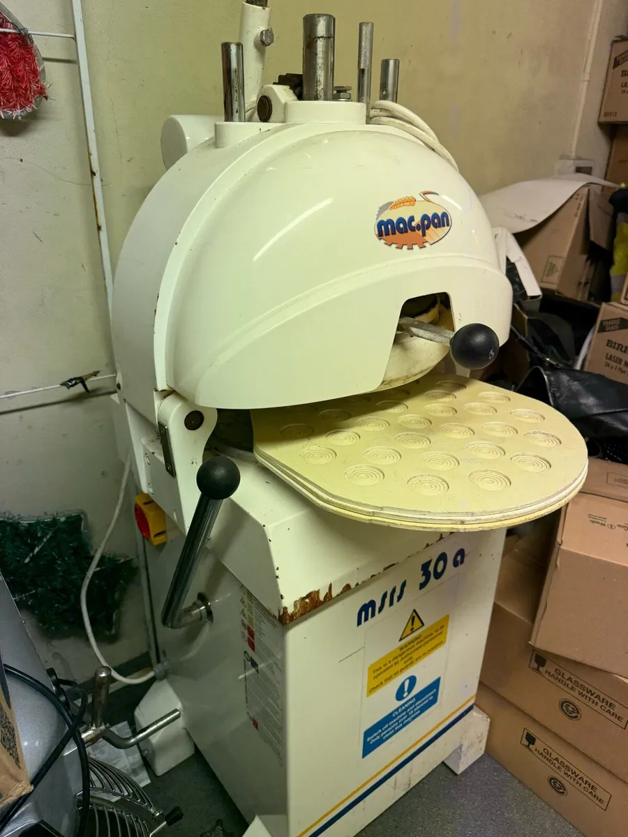 Bakery equipment ,dough divider,,filler machine - Image 2