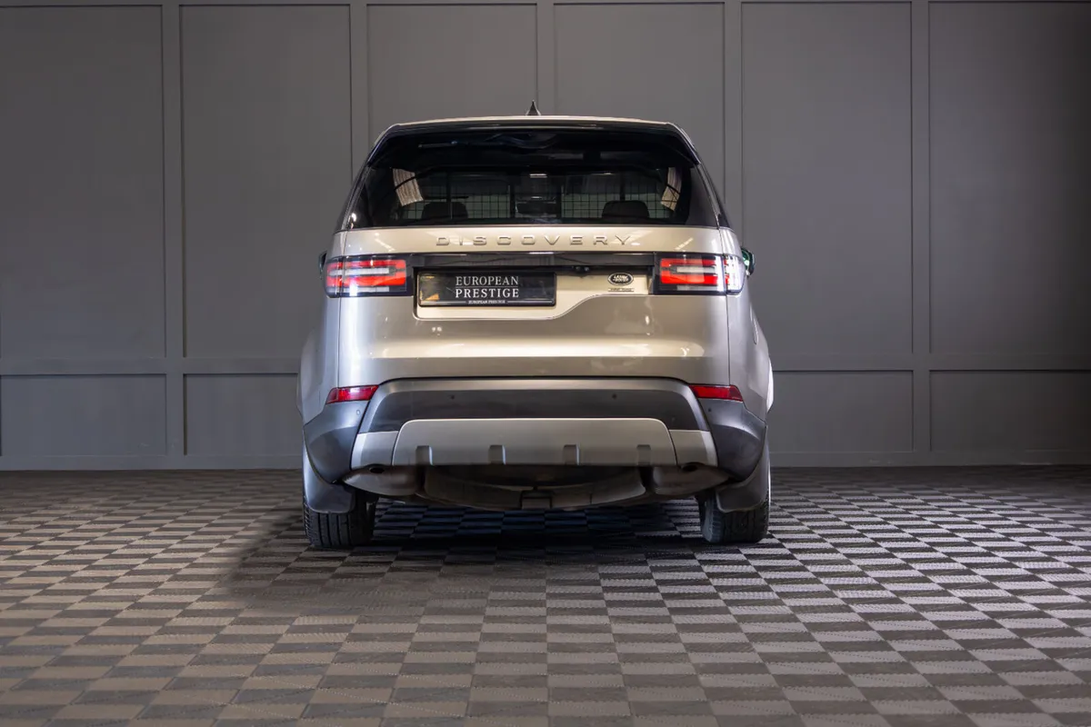 2020 Land Rover Discovery HSE 2 Seat Commercial - Image 4