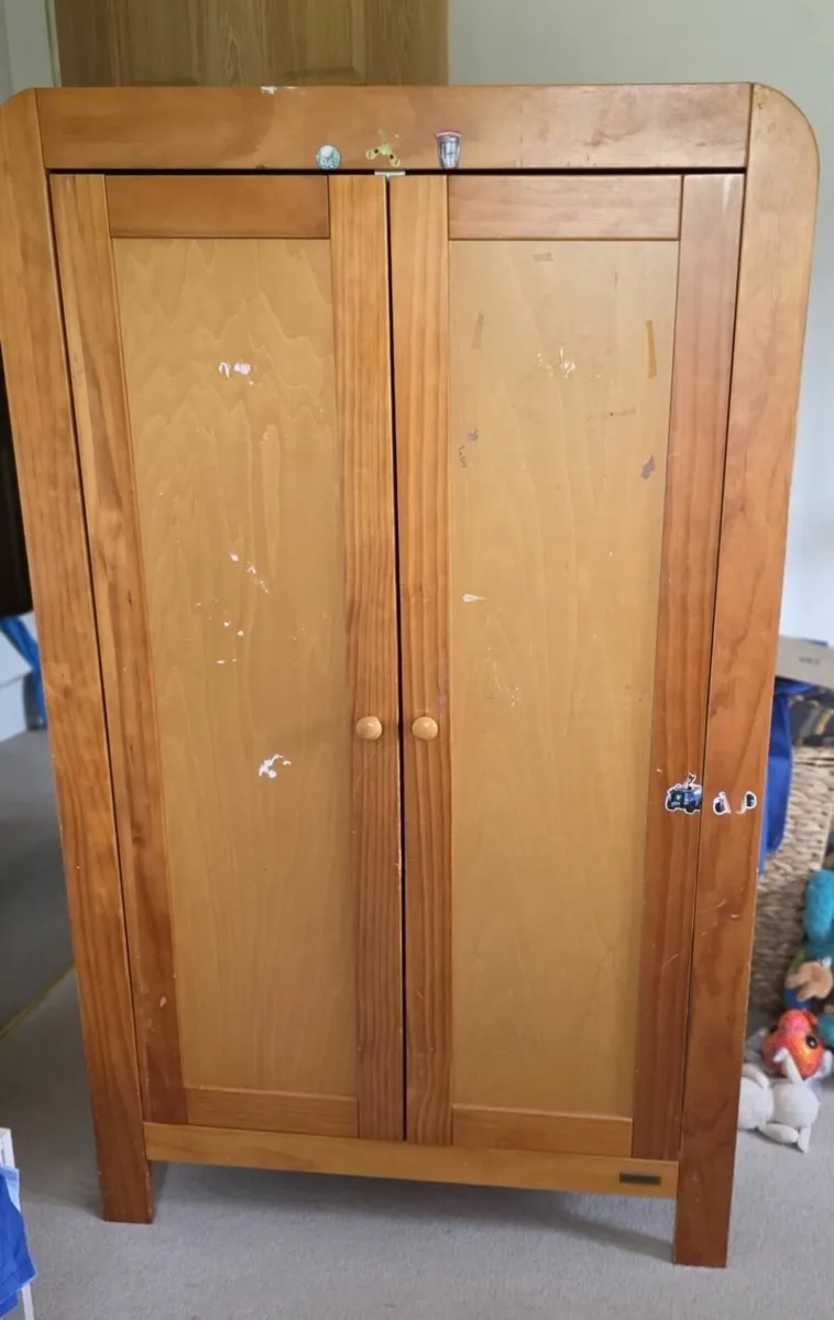 Children's wardrobe - Image 1