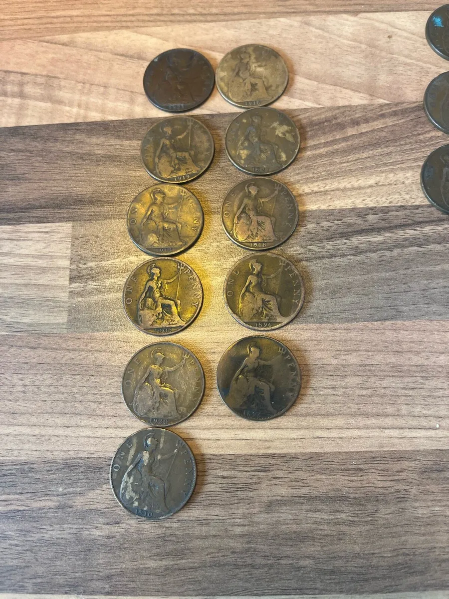 24 Antique English Penny Coins 1896-1967 - Image 1