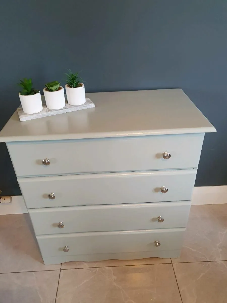 Chest of Drawers - Image 3