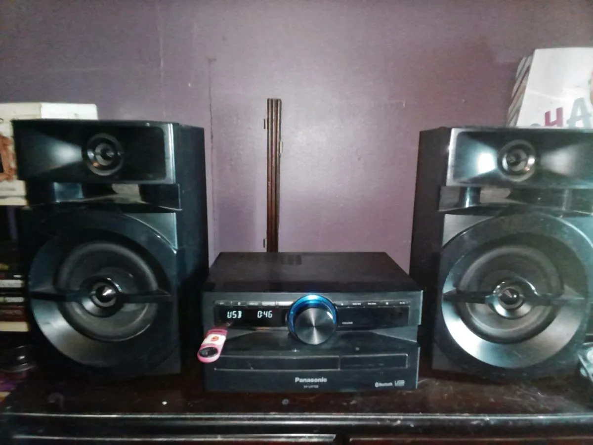 Panasonic Mini Hi-Fi system SC-UX100