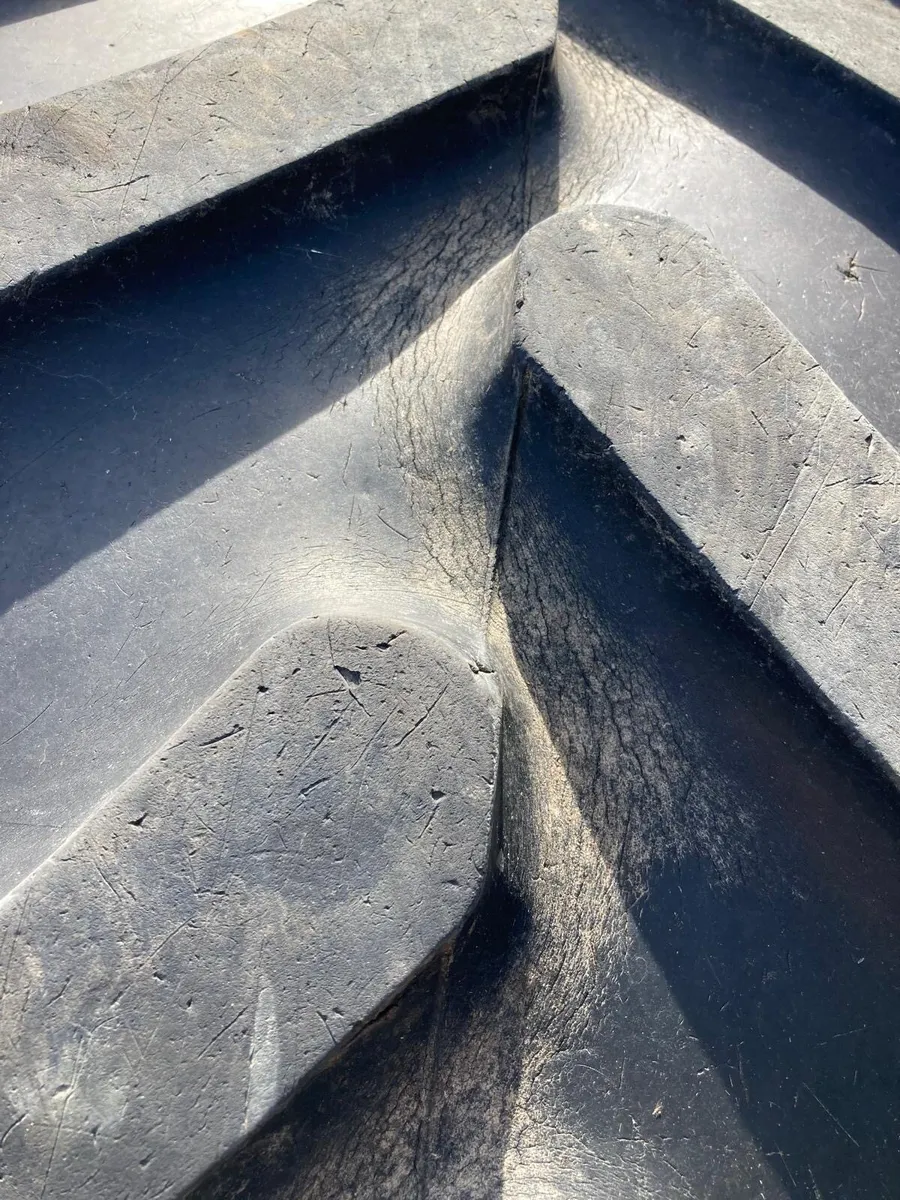 Tractor tyres - Image 2
