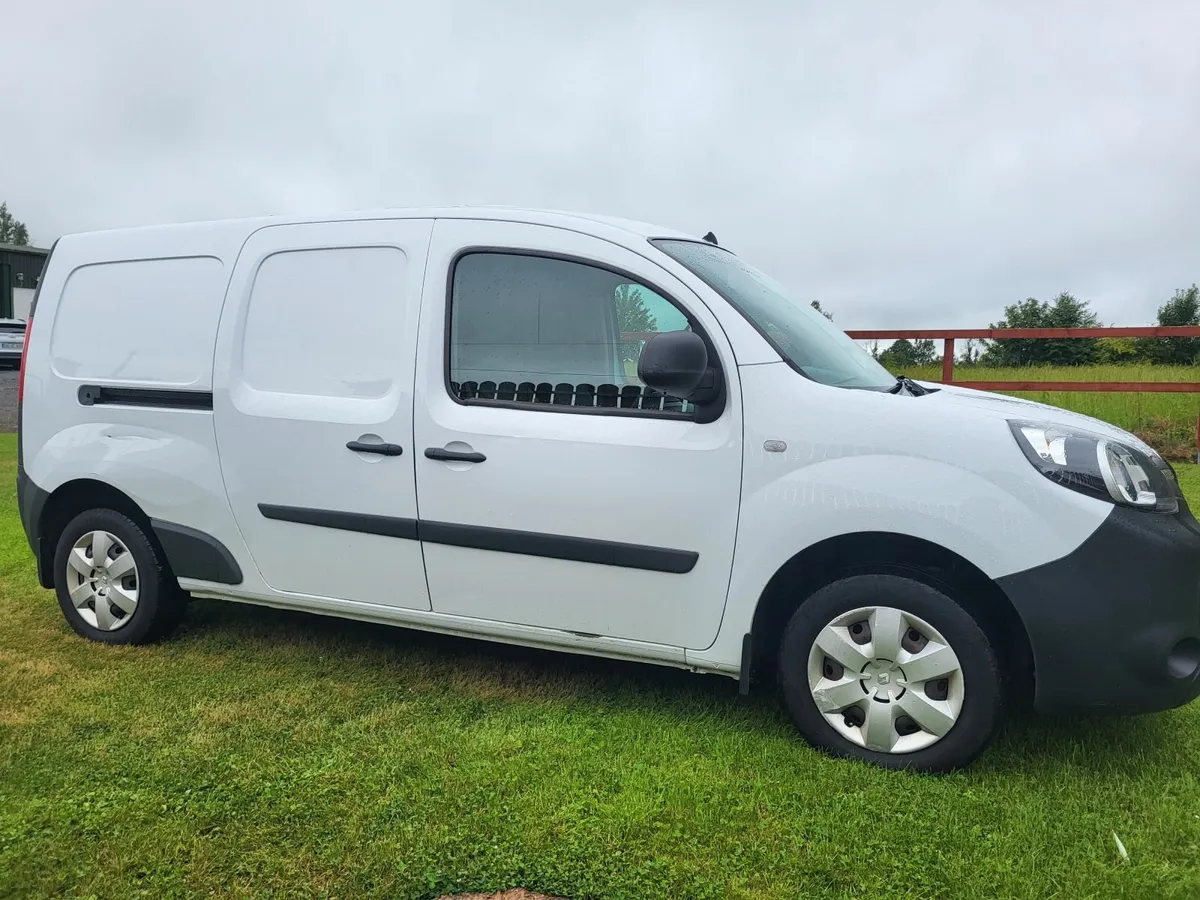 RENAULT KANGOO ZE ELECTRIC. NEW CVRT AND TAX - Image 1