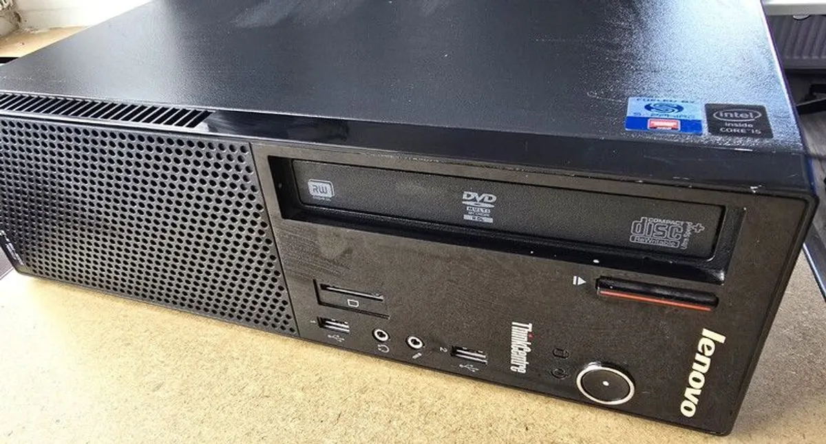 Lenovo Thinkcentre E73 Pc Workstation INTEL i5 | 8GB RAM | 250GB SSD - Image 1